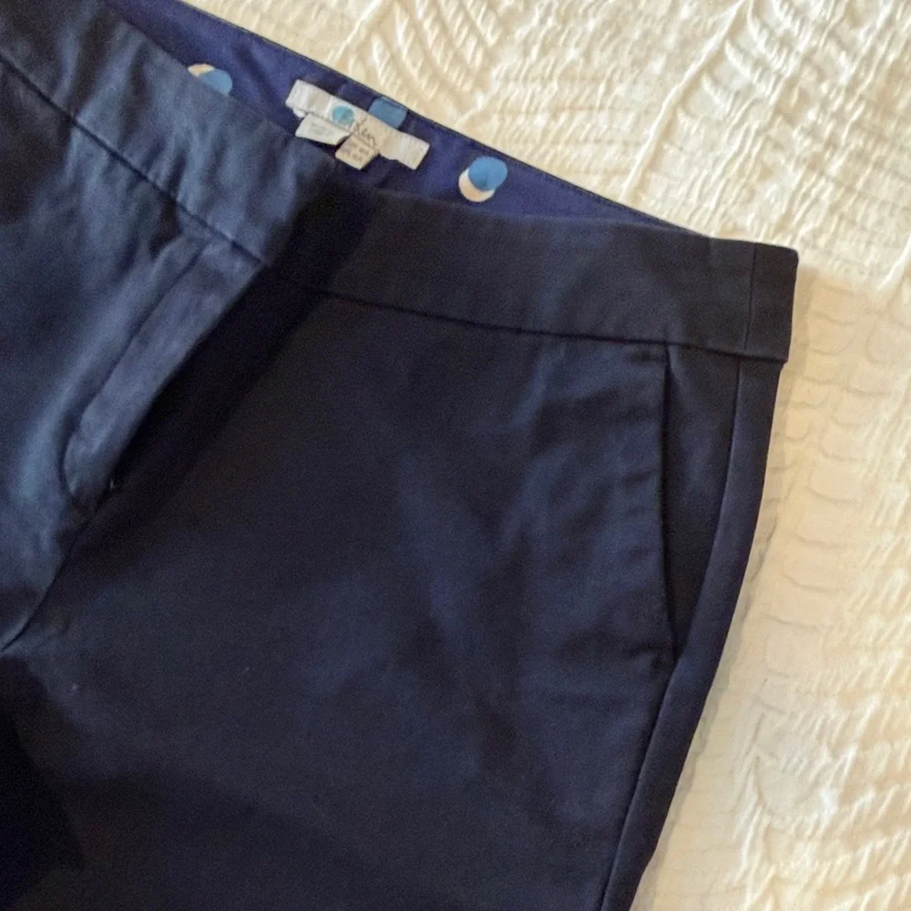 Boden Women’s Black Chinos - size 4R - Picture 5 of 8